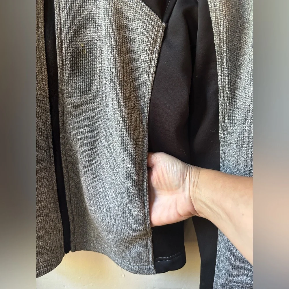 Spyder Men's Gray and Black Sweater Fleece Jacket